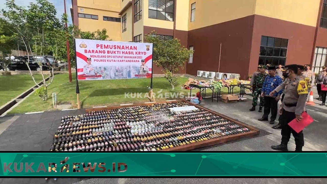 Pemkab Kukar Apresiasi Polres Razia Miras Sitaan dan Makanan yang Telah Kadaluwarsa 