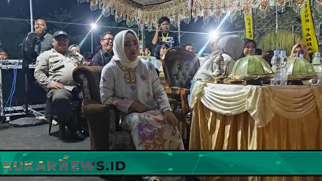 Asti Mazar Apresiasi Antusias Warga Kecamatan Teluk Pandan Hadiri Agenda Bugis Vaganza