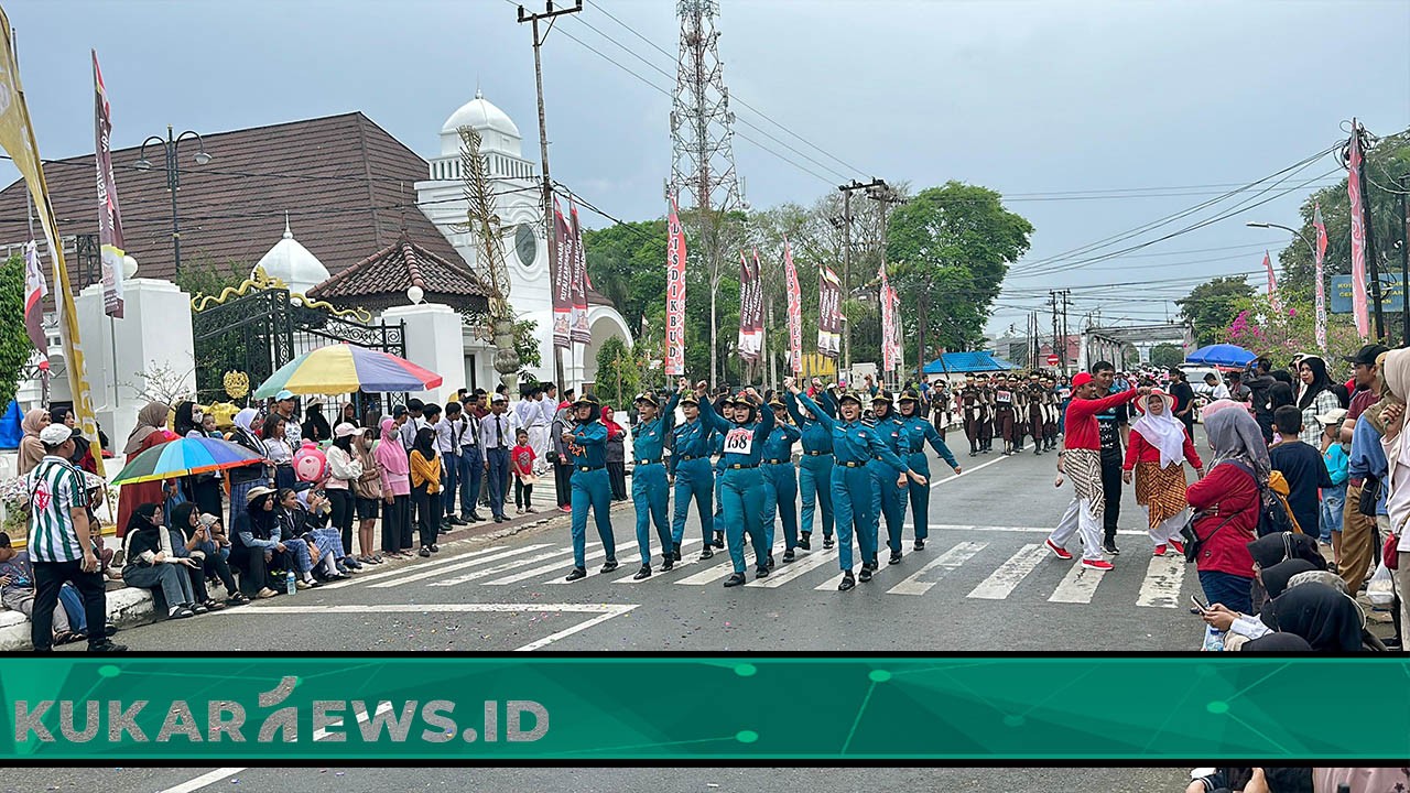 Disdikbud Kukar Gelar Lomba Gerak Jalan Pelajar