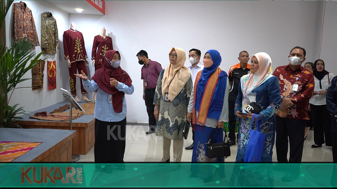 Museum Mulawarman Pamerkan Kebudayaan Kain Tradisional Tiga Negara