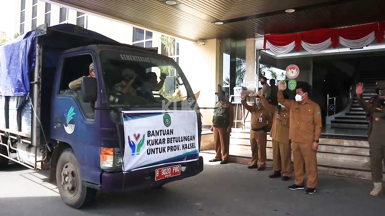 Pemkab Kukar Kirimkan Bantuan Dari Masyarakat