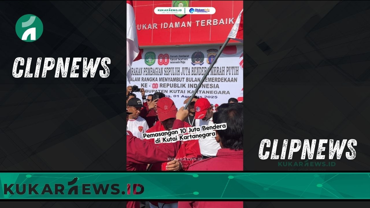 Pemasangan 10 Juta Bendera di Kutai Kartanegara - Clipnews