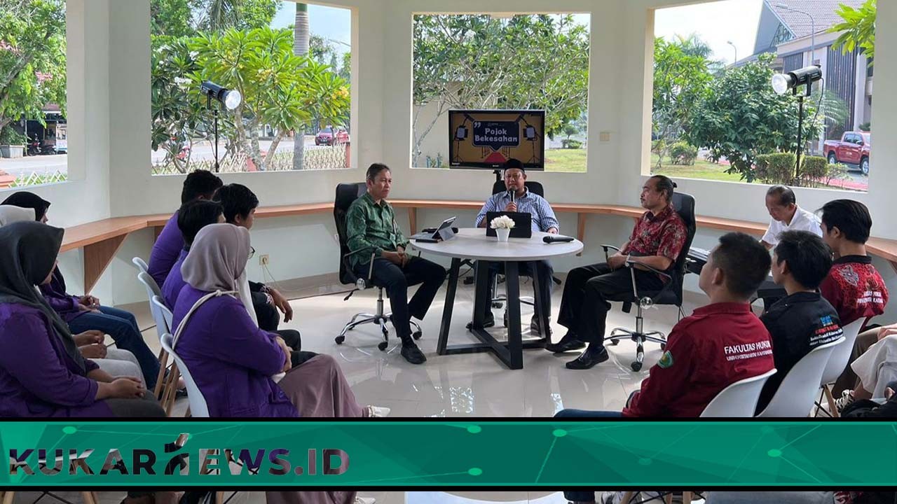 Sekretariat DPRD Kukar Gelar Podcast Bersama Akademisi