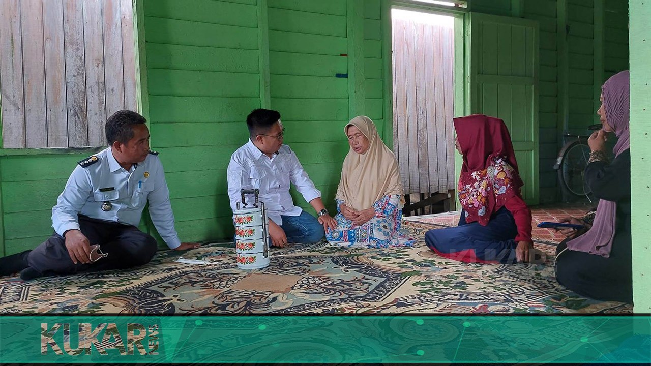 Wakil Bupati Kukar Lakukan Safari Ramadan, Sampaikan Atensi Penuh kepada Lansia