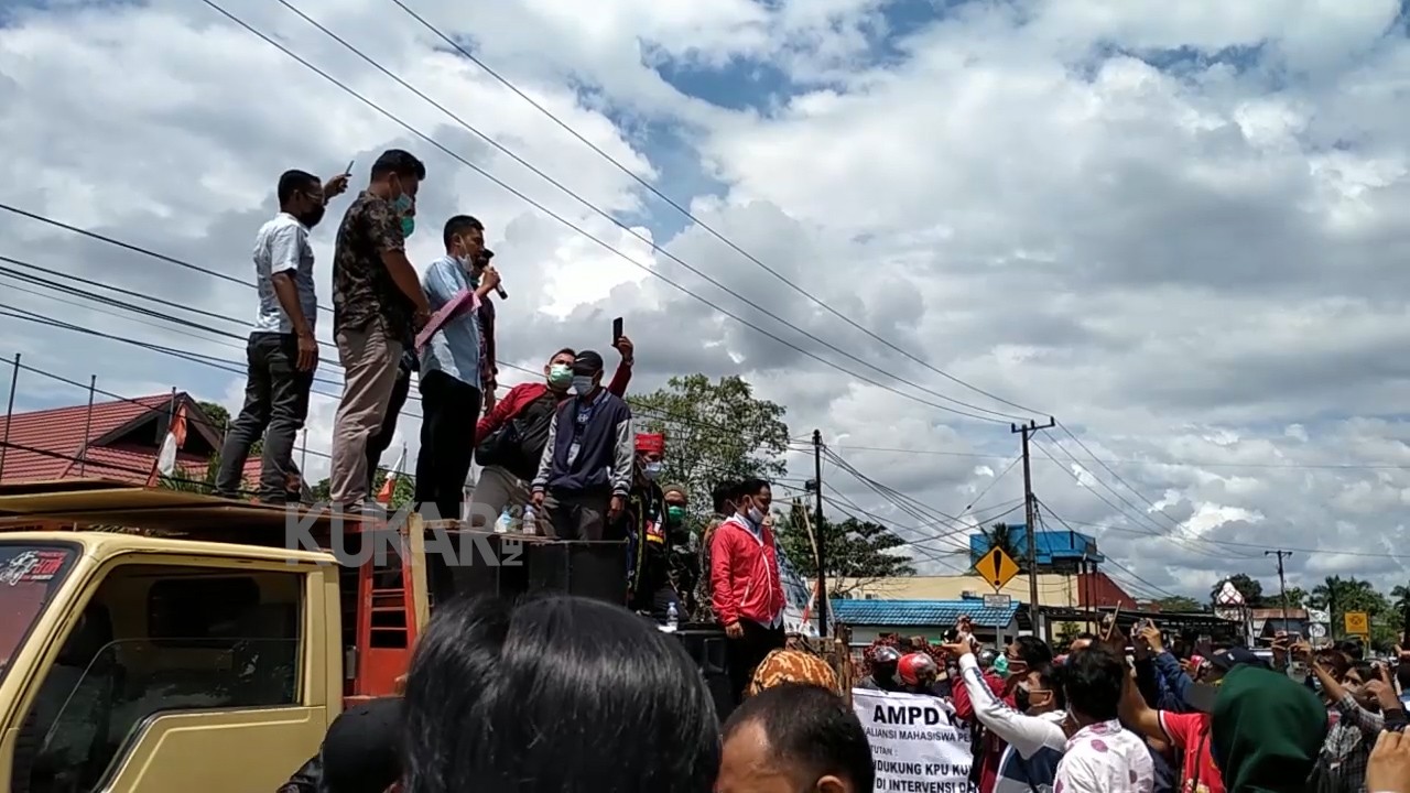 Temui Massa Aksi, Komisioner KPU Akui Belum Terima Surat Rekomendasi Bawaslu