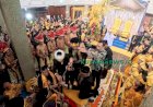Prosesi Sakral Mendirikan Tiang Ayu Tandai Pembukaan Erau Adat Kutai 2026