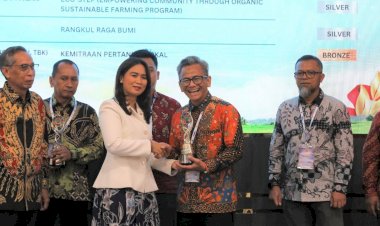Dorong Kemandirian Ekonomi Masyarakat Desa, Grup PHI Raih Penghargaan CSR & PDB Award 2026