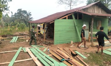 Kemanunggalan di Jembayan Tengah: Satgas TMMD 130 dan Warga Padu Bedah Rumah Tak Layak Huni