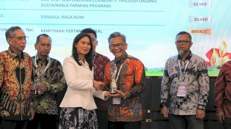 Dorong Kemandirian Ekonomi Masyarakat Desa, Grup PHI Raih Penghargaan CSR & PDB Award 2026